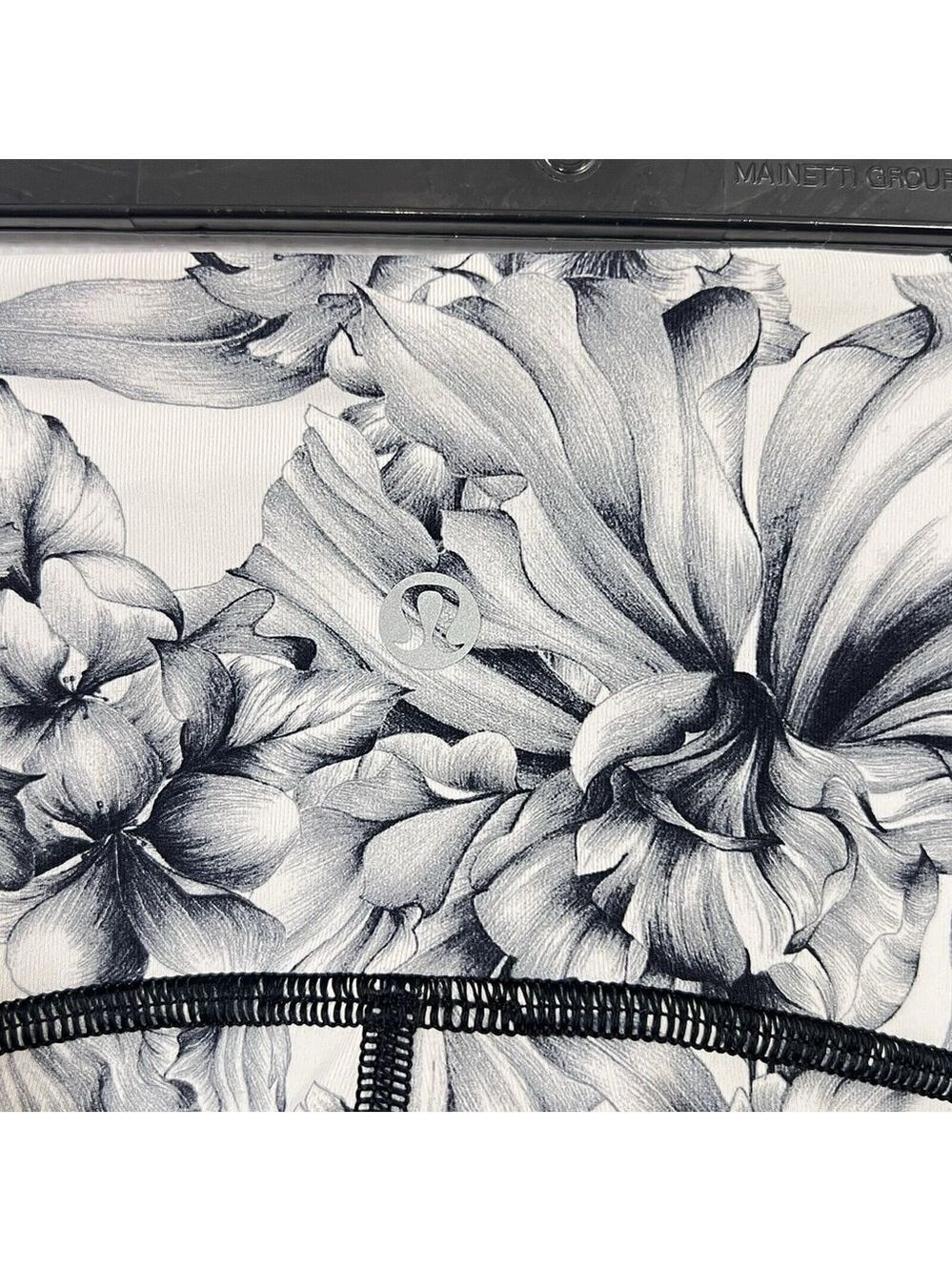 Lululemon Leggings Sz 6 Train Times 7/8 Pant Light Garden White Black Floral - Picture 5 of 13